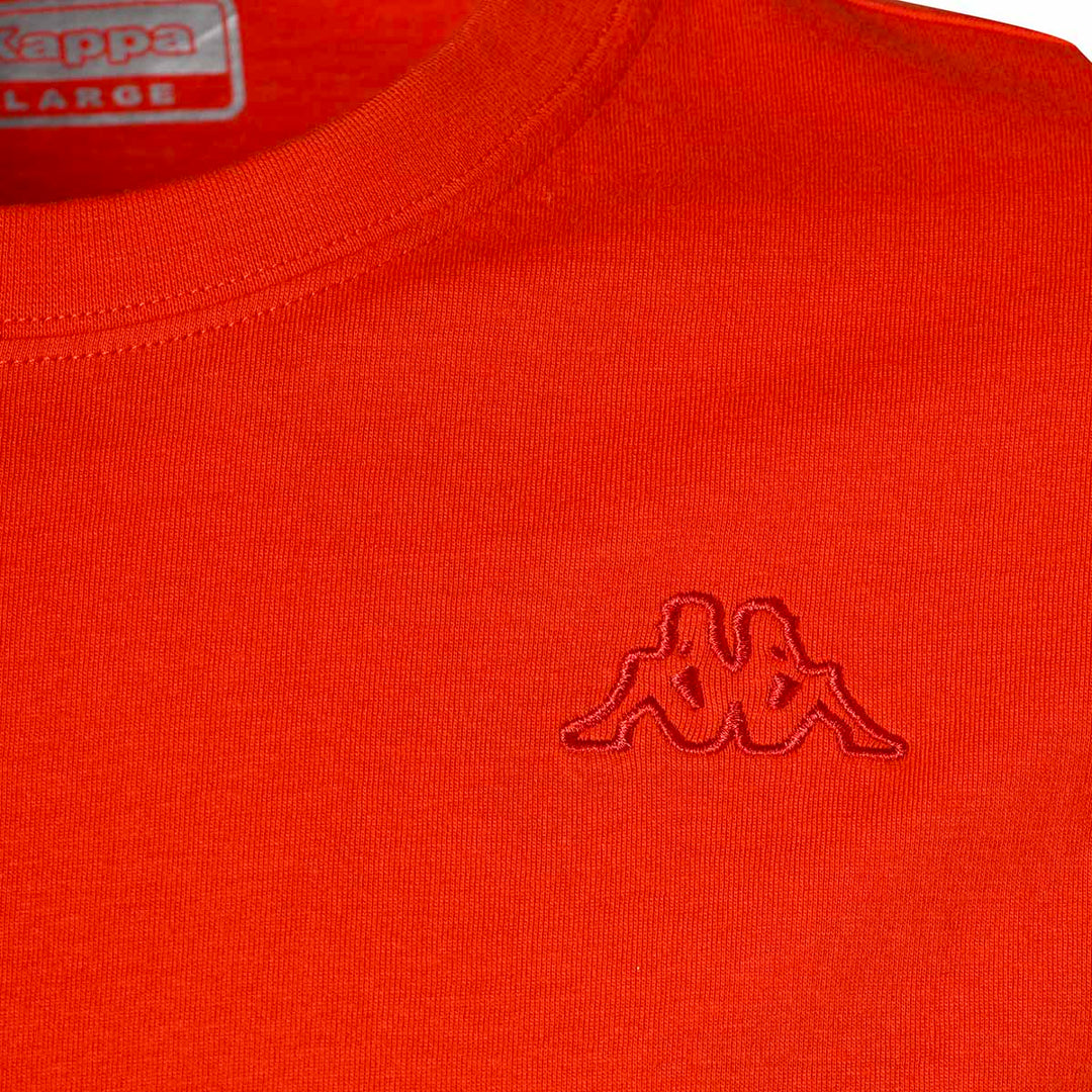 T-shirt Cafers Rouge Homme main