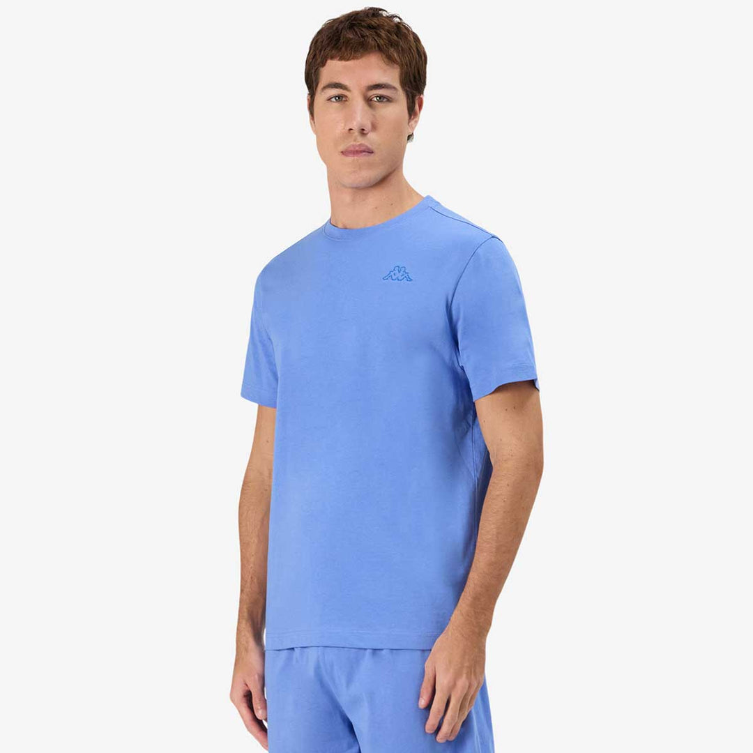 T-Shirt Cafers Slim Bleu Homme main