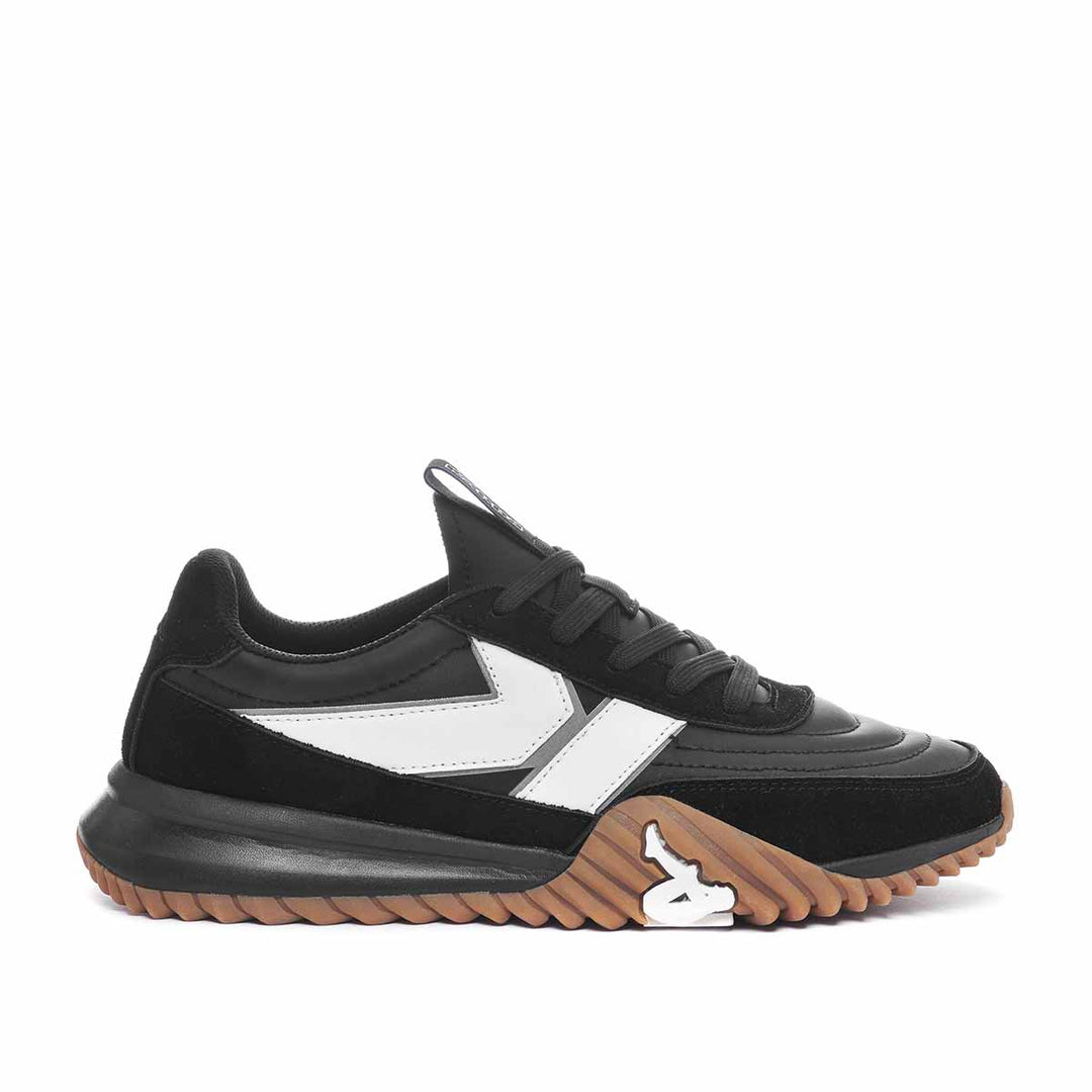 Baskets Dereck Noir Homme main