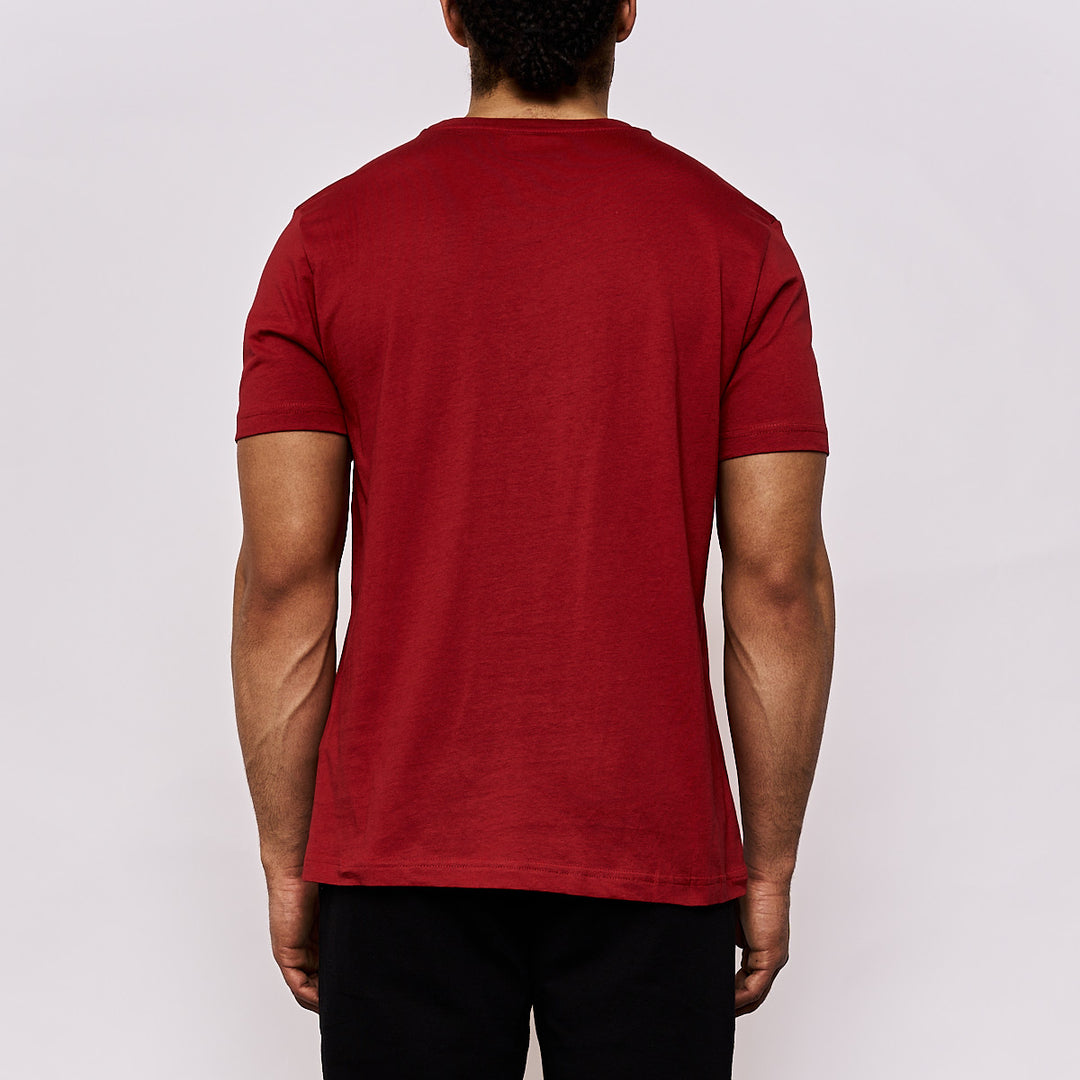 T-shirt Cafers Rouge Homme main