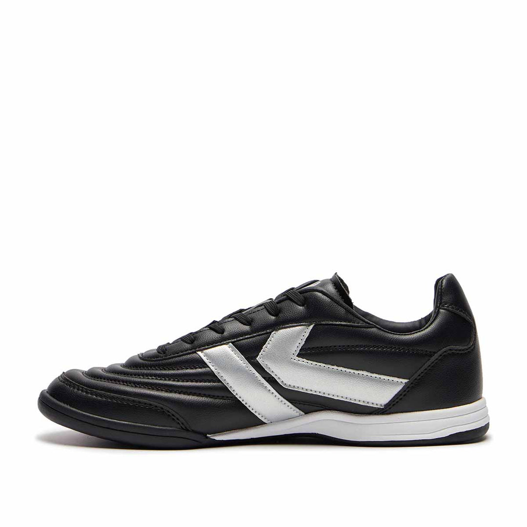 Baskets Pulse Noir Homme main