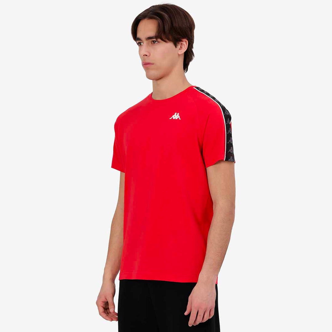 T-Shirt 222 Banda Coen Slim Rouge Homme main