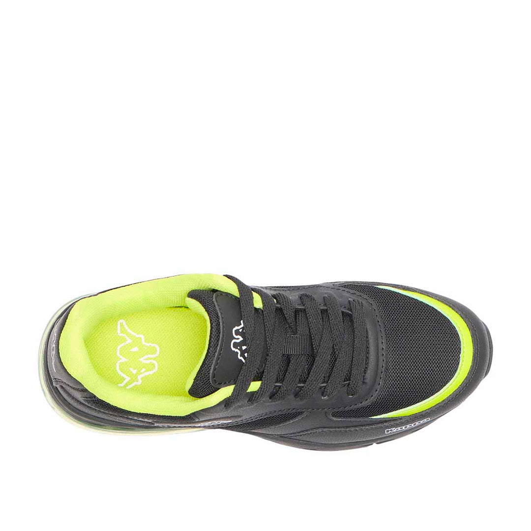 Baskets Saigon Noir Enfant main