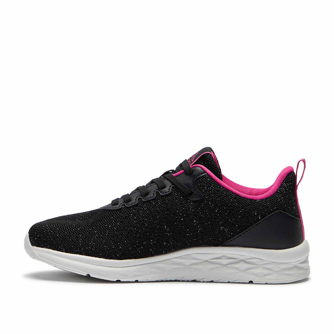 Baskets Rostiew Noir Femme main