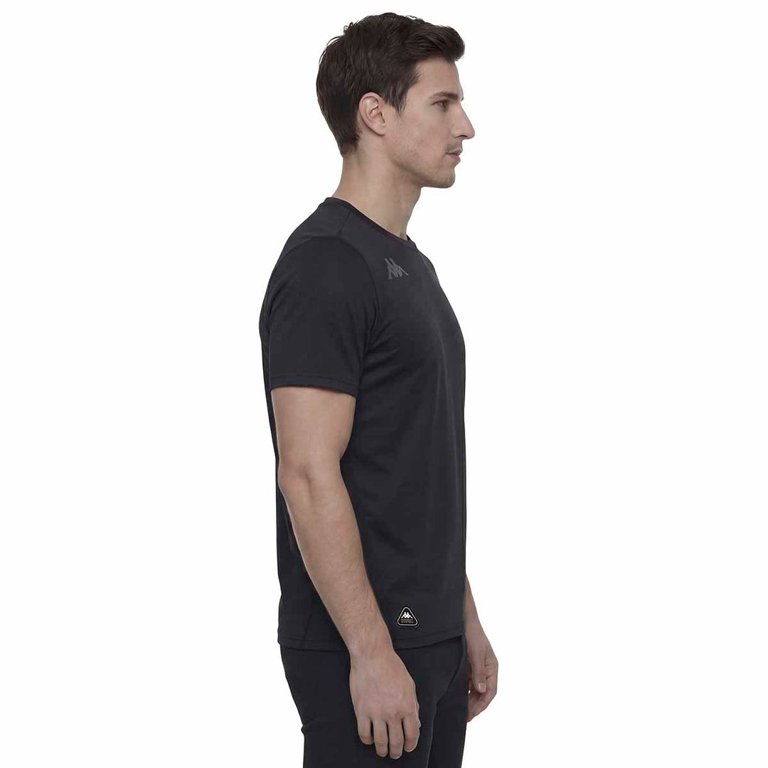 T-Shirt Irojo Noir Homme main
