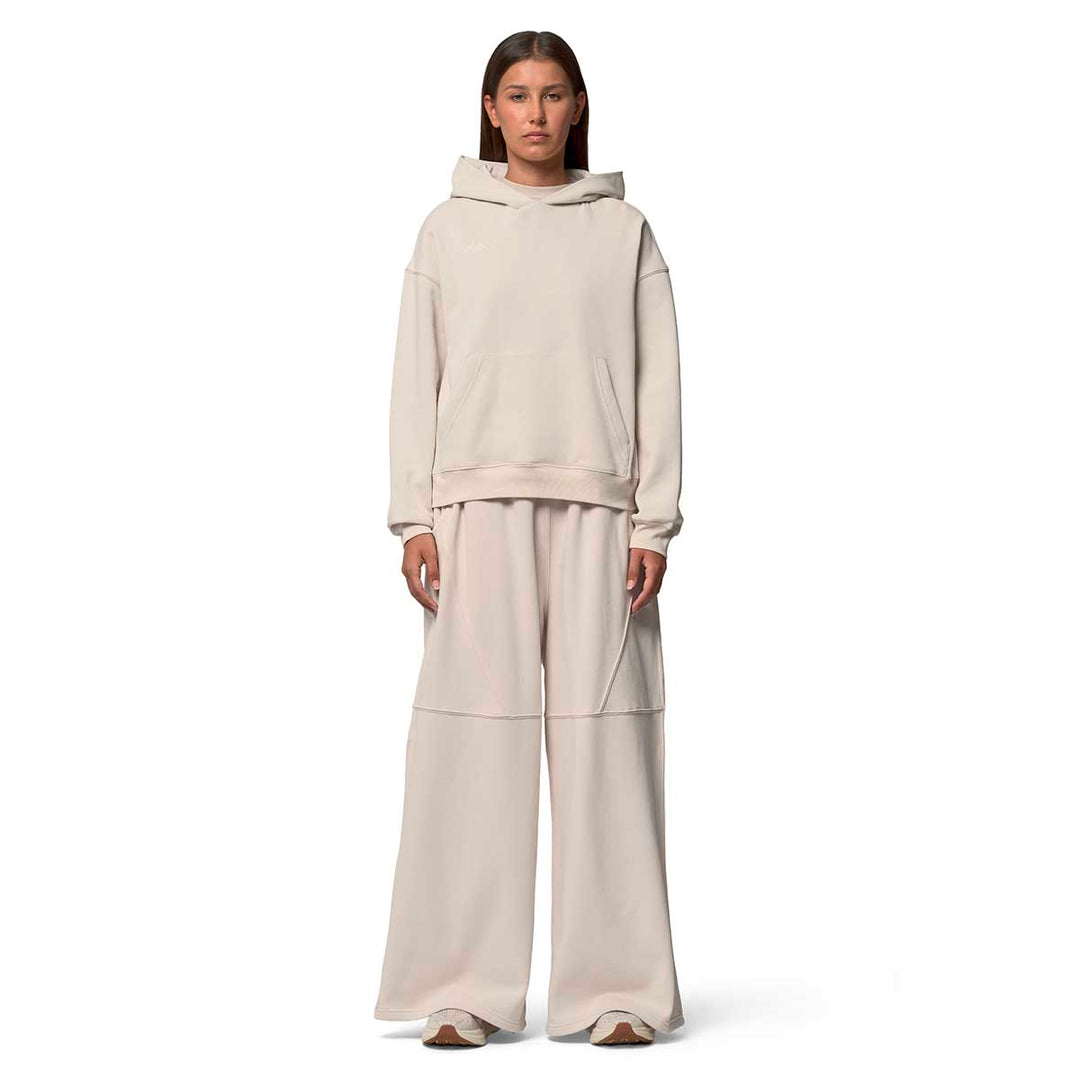Hoodie Inova Beige Femme main