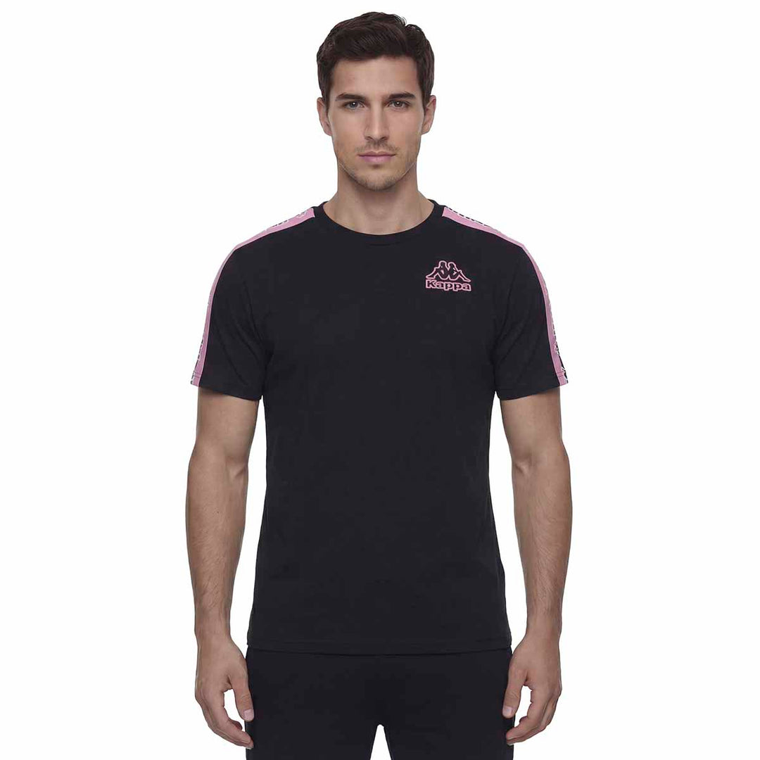 T-Shirt Gramio Noir Homme main
