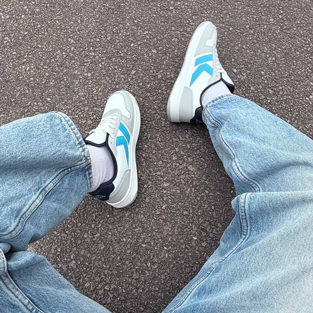 Baskets Karushi Bleu Homme main