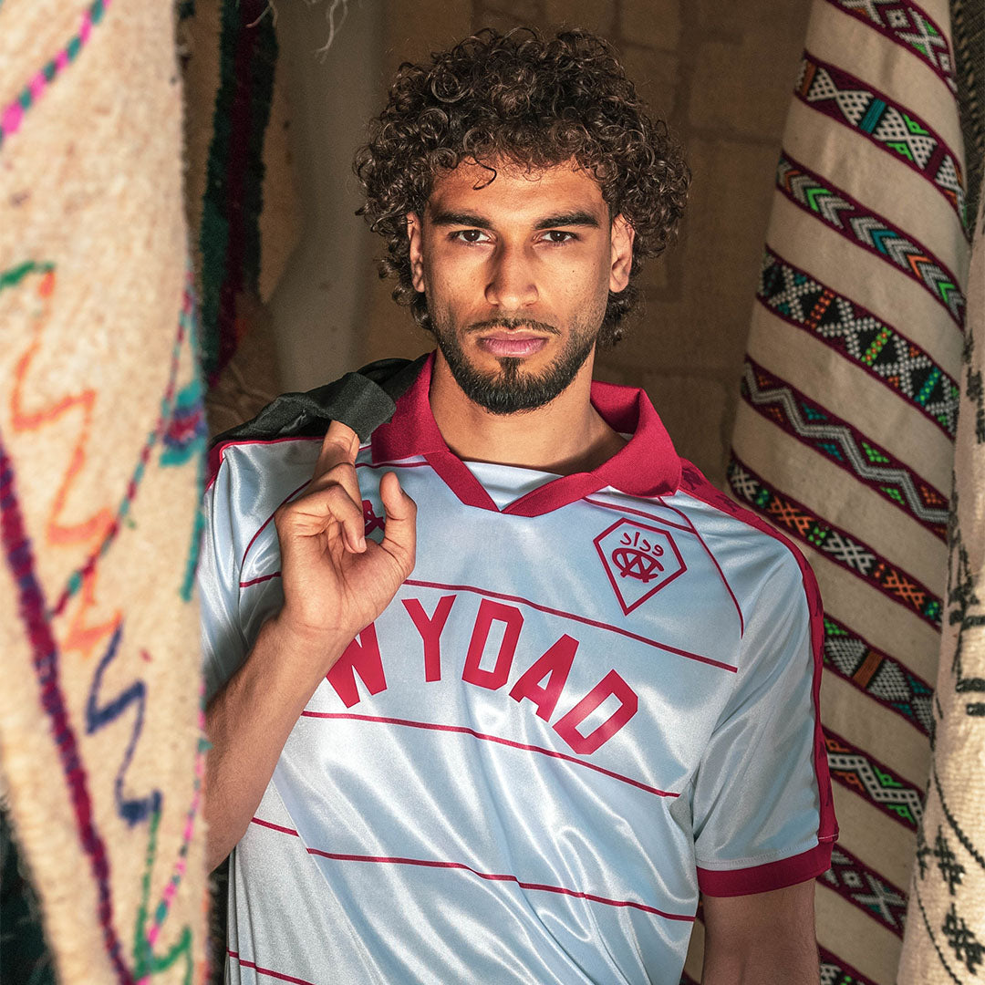 Maillot 222 Banda Kombat Anniversaire Wydad AC 25/26 Blanc Homme main