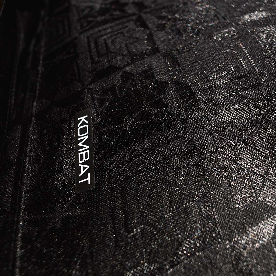 Maillot Kombat Away Espérance Tunis 25/26 Noir Homme main