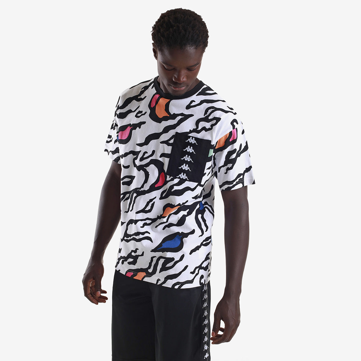 T-shirt Fapo Authentic Blanc Unisexe - Image 5
