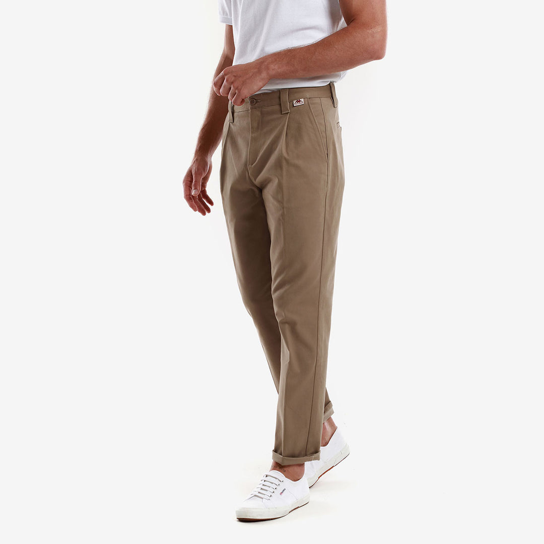 Robe di Kappa Pantalon Brax Beige porté côté
